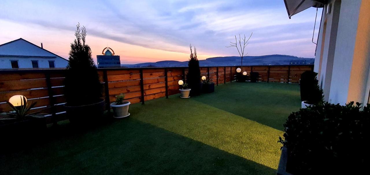 Hoobee Home & Rooftop Terrace Târgu-Mureş Esterno foto
