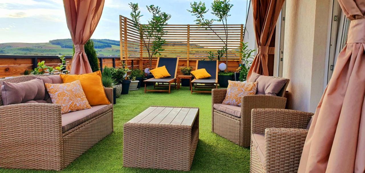 Hoobee Home & Rooftop Terrace Târgu-Mureş Esterno foto